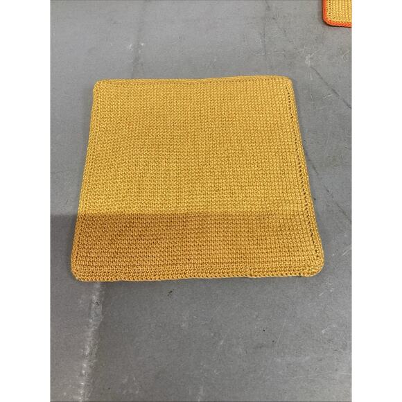 Set Of 7 Handmade Vintage - 5 Crochet Pot Holders, & A Corn And Chicken Figure - Picture 9 of 16